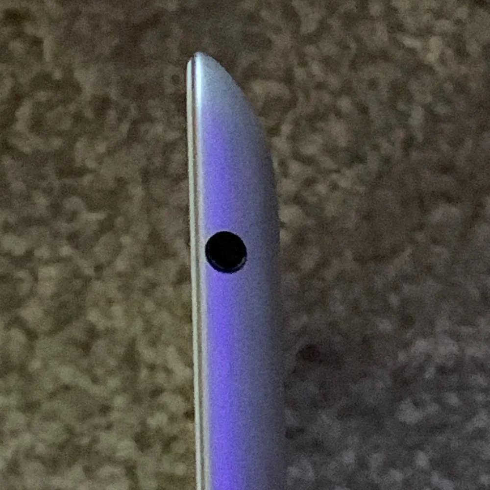 4th Generation IPAD. WHITE. 32G